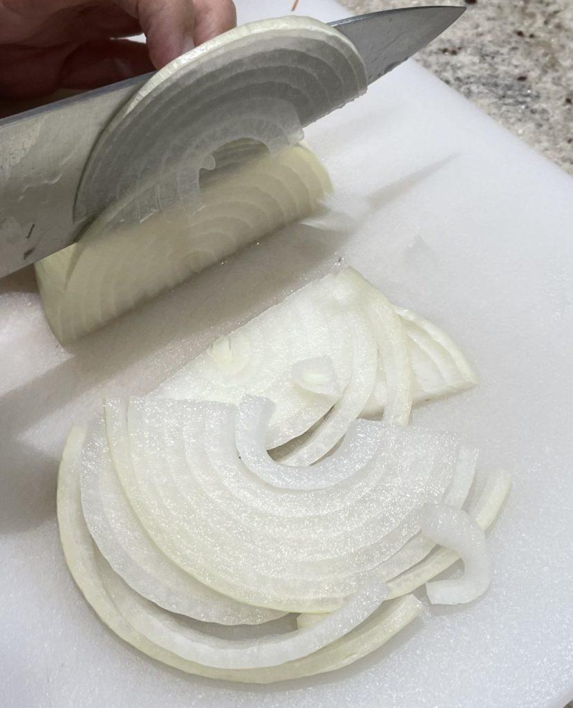 Slicing an onion