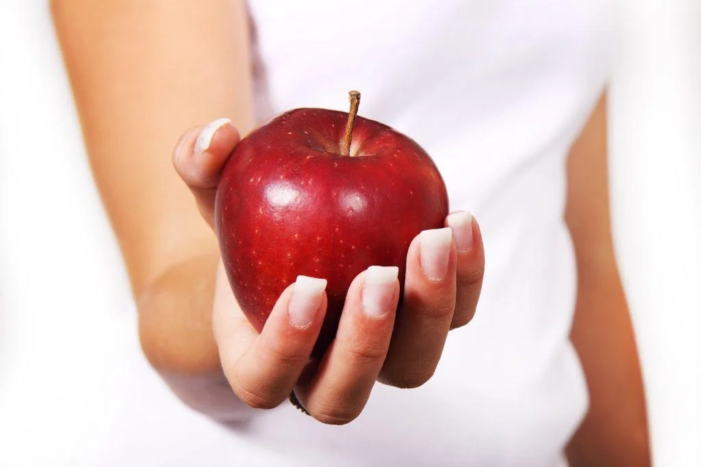 apple, diet, female-2391.jpg