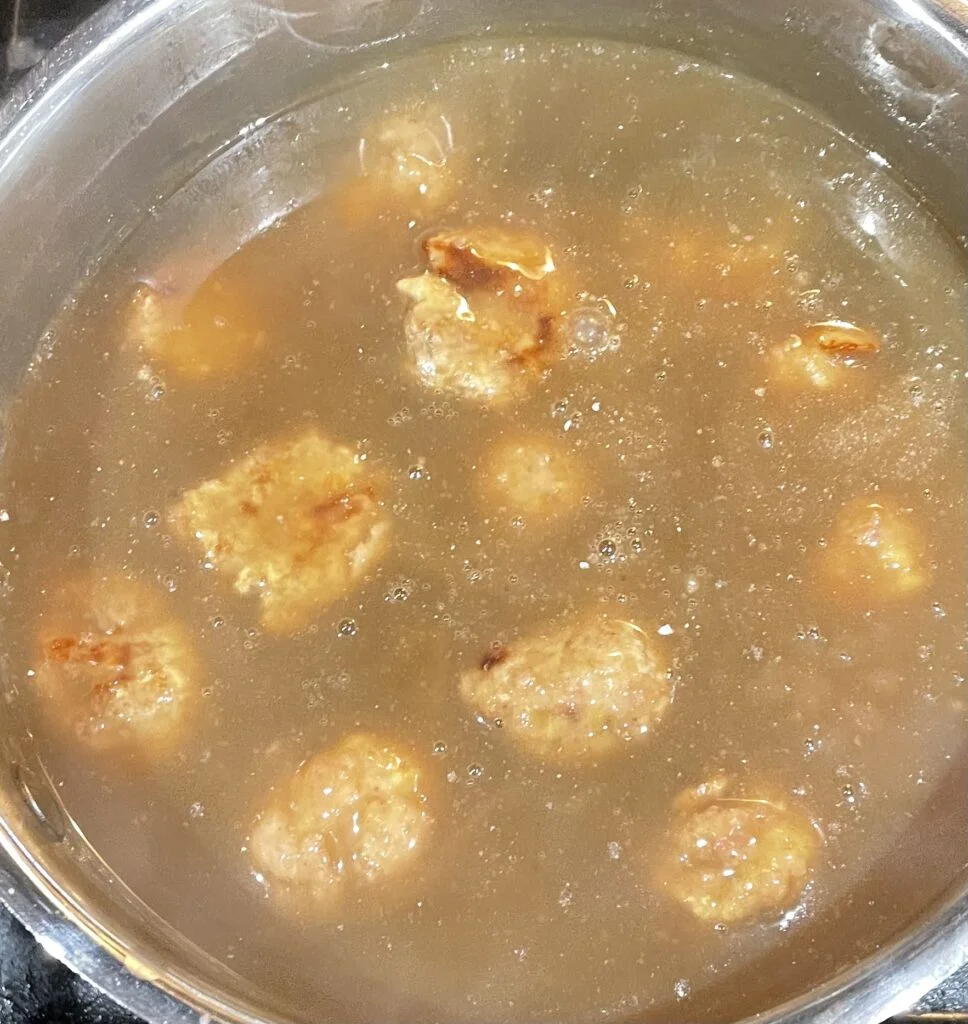 Swedish meatballs in gravy Swedish meatballs in gravy